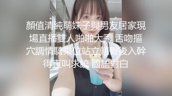 巨乳轻熟女 逼逼有什么好看的我逼口小小的 休息一下吧 我头晕腿抽筋发软 你一个女人搞不定 身材苗条