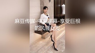 土豪摄影师高价网约3位女神级性感美女嫩模酒店拍摄时趁机淫乱潜规则,让3美女一起伺候他