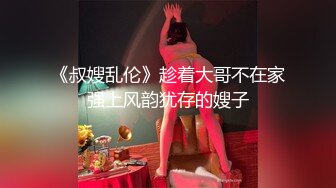 [MP4/ 231M] 精壮小伙双飞熟女- 黑丝大奶熟女给小伙舔屌眼神拉丝爱已慢慢