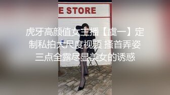 4姐姐拿玉足帮我足交、湿床、打屁股、骑上位到高潮。