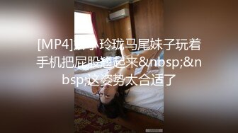 哺乳期的小姐姐真骚，跟小哥激情性爱全程露脸69口交大鸡巴，撅着屁股让小哥舔逼，多体位爆草抽插性感的奶子