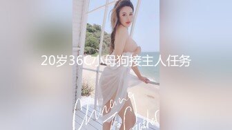 女上后入，扭动大屁股