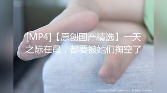 在家操贫乳美眉 我是婊子 是骚逼 爸爸用力干死我 不要停 这有是个骚到没边的骚货 淫语不停