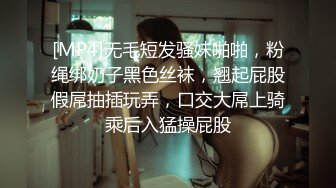 终于把谈了一年的女友上了（叫声好听）