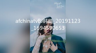 kcf9.com-最新青春无敌！抖音风极品身材裸舞女王【E小姐】2024特辑，抖臀各种挑逗跳舞时胸部都快飘起来了1